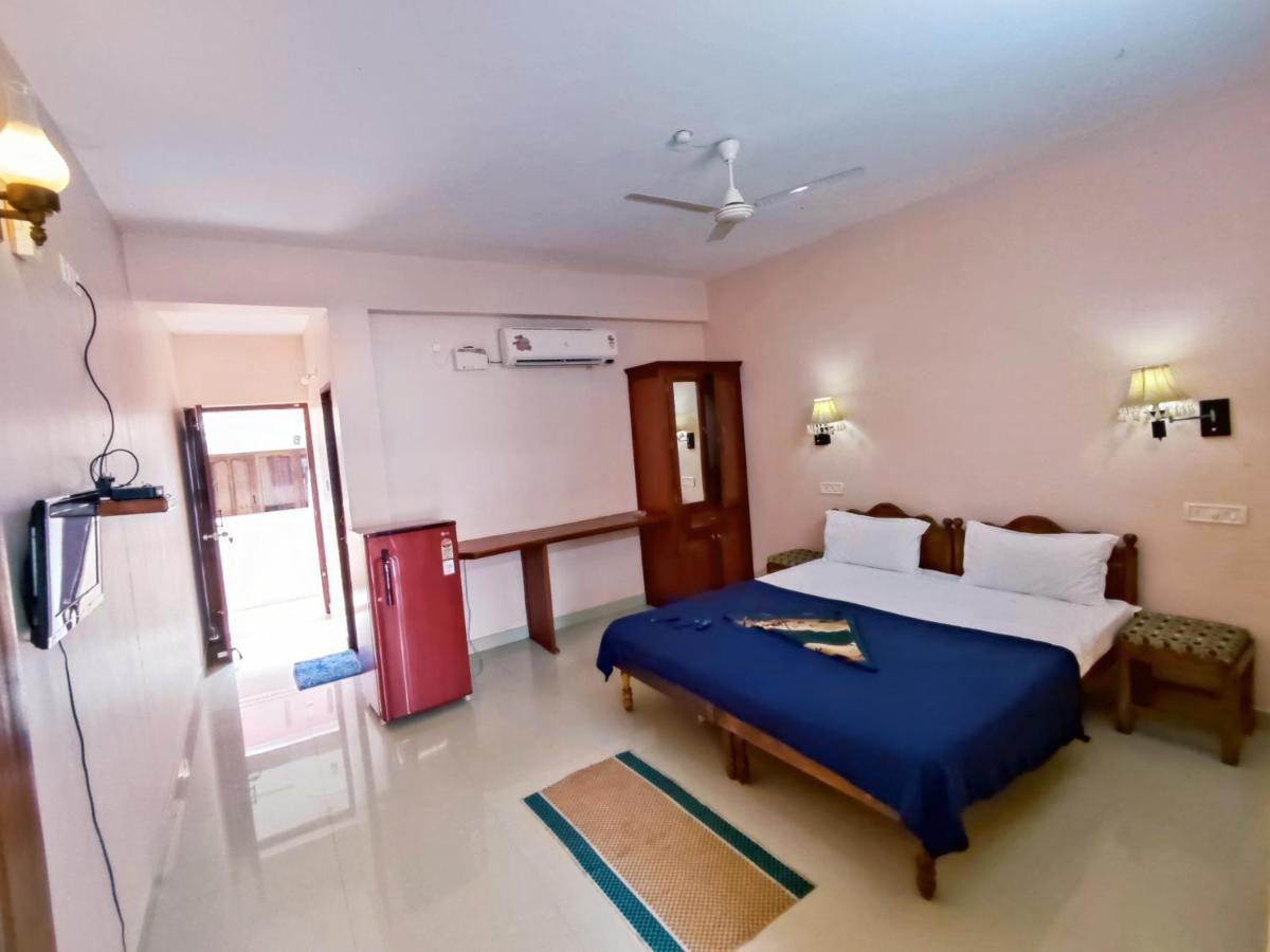 Hotel Cocobeach Ковалам Экстерьер фото